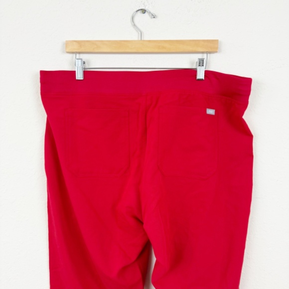 Figs Livingson Red Scrub Pants Size XL - Picture 3 of 6